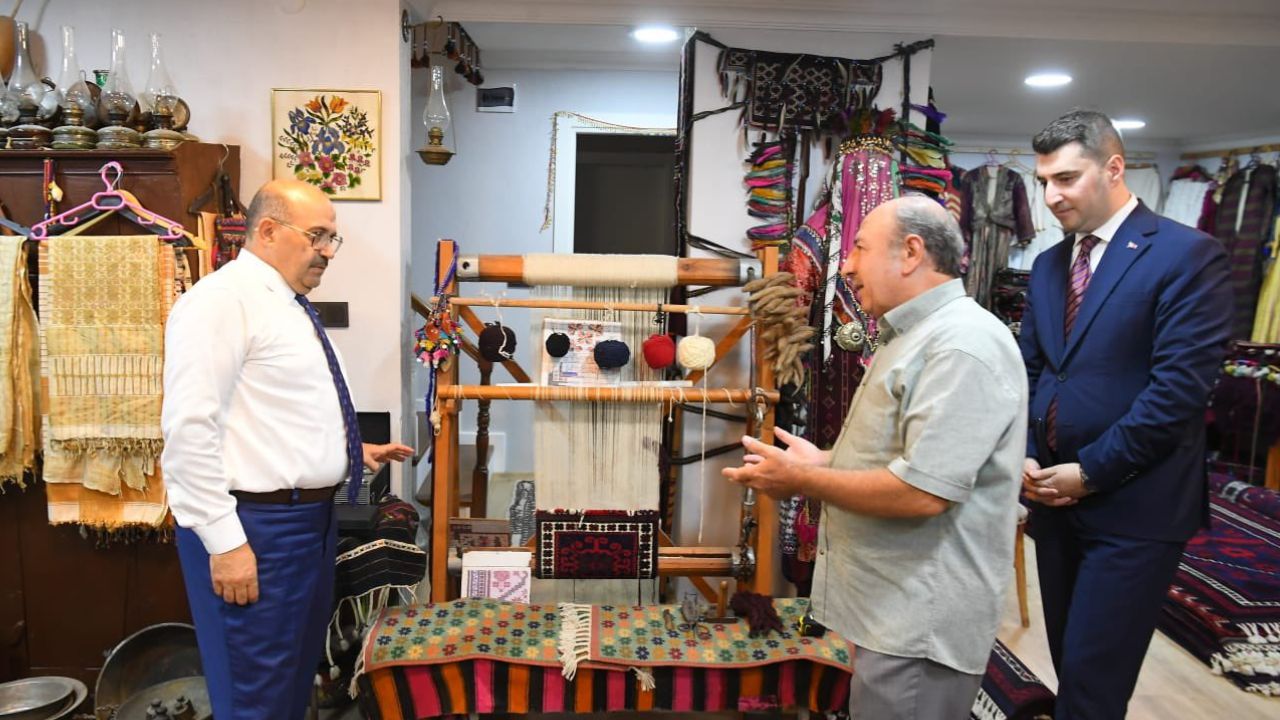 Sındırgı Yağcıbedir halısı koleksiyonuna özel inceleme
