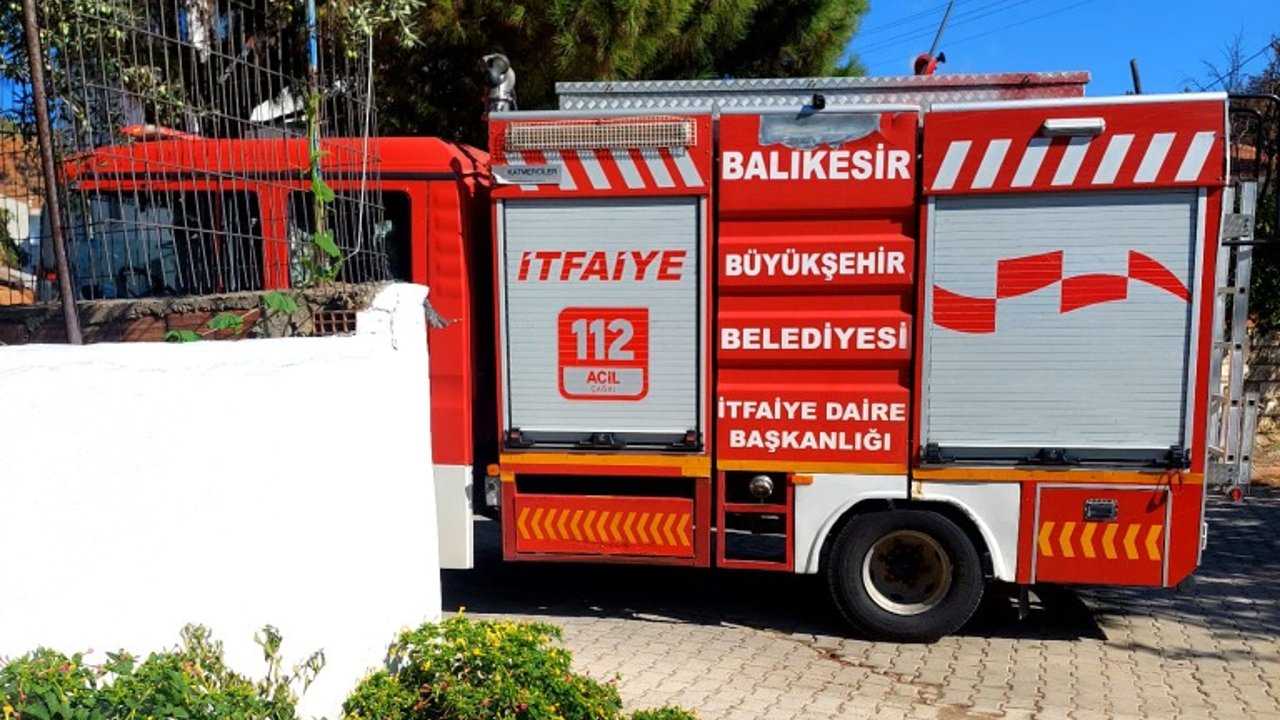 edremit_itfaiye_araci Edremit'te Şofben Kaynaklı Ev Yangını Ucuz Atlatıldı