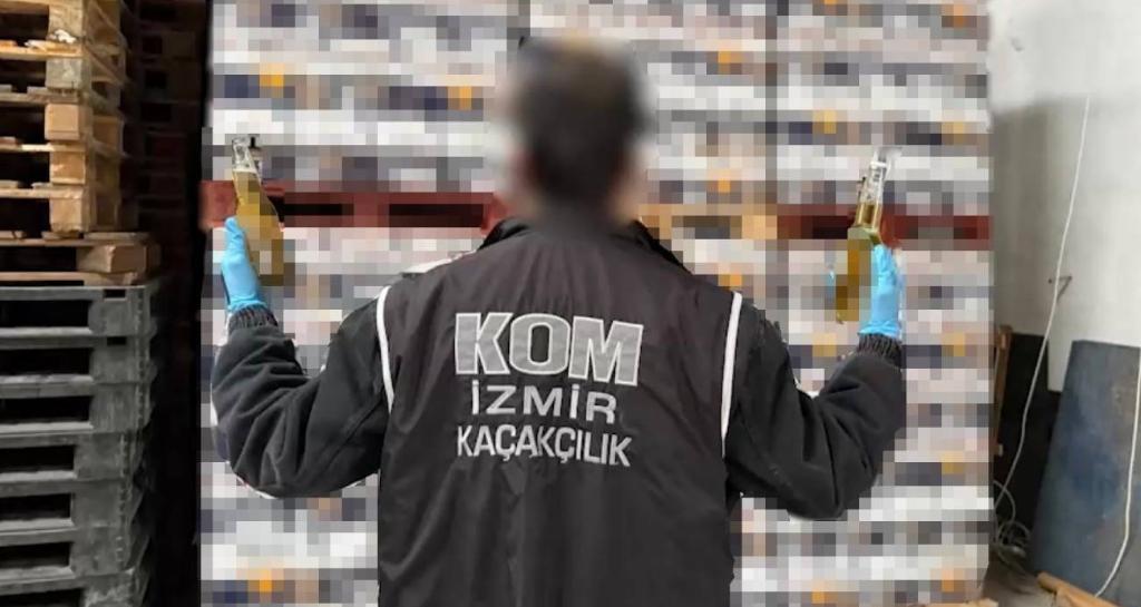 İzmir’de Yılın En Büyük Operasyonu: 3 Milyon 800 Bin Liralık Kaçak İçki Ele Geçirildi